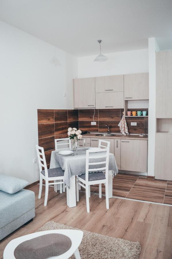 Lena Apartment *