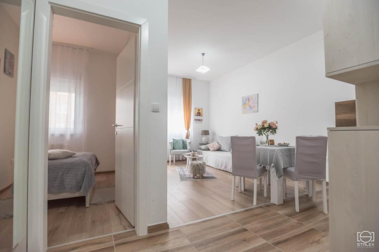 Lena Apartment *